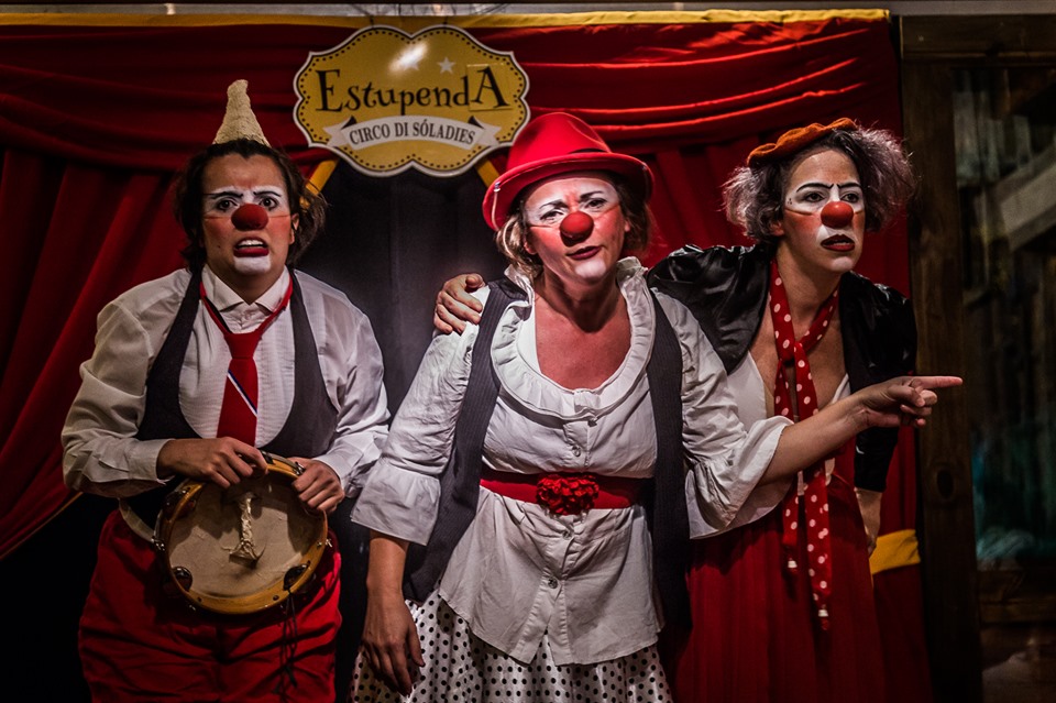 Estupendo Circo di SóLadies - Foto de Danilo Ferrara